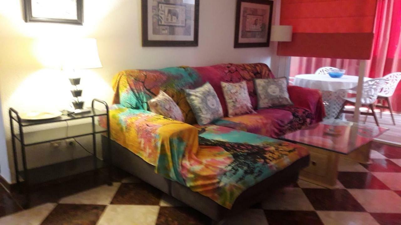 Apartamento Carihuela Playa Apartman Torremolinos Kültér fotó